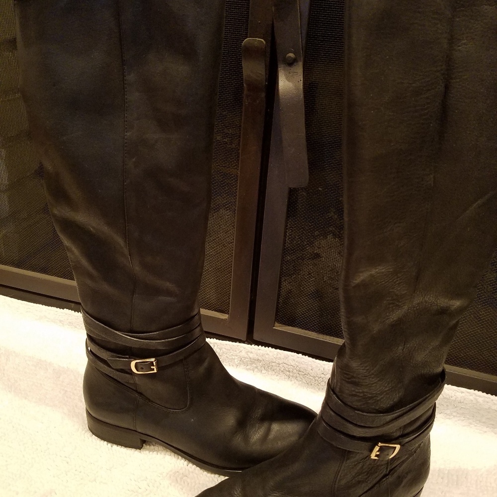Vince Camuto Fabina black boots